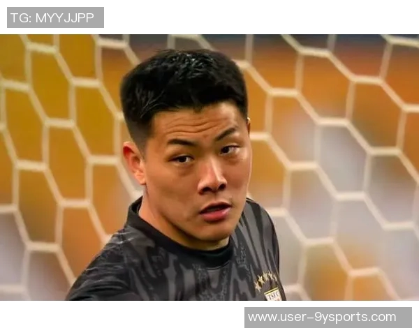 前中超门将王年转型短剧演员月薪3000偶像王大雷成新目标 前中超门将王年转型短剧演员月薪3000偶像王大雷成新目标